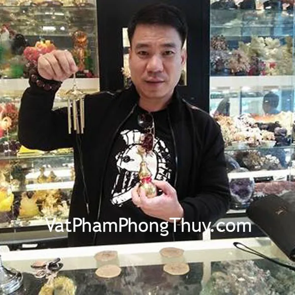 Anh Đại - khách hàng mua hồ lô đồng D207, chuông gió đồng D225