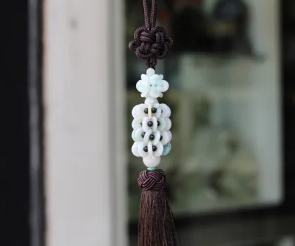 Ngọc bội xâu tiền bình an A+ FS6423